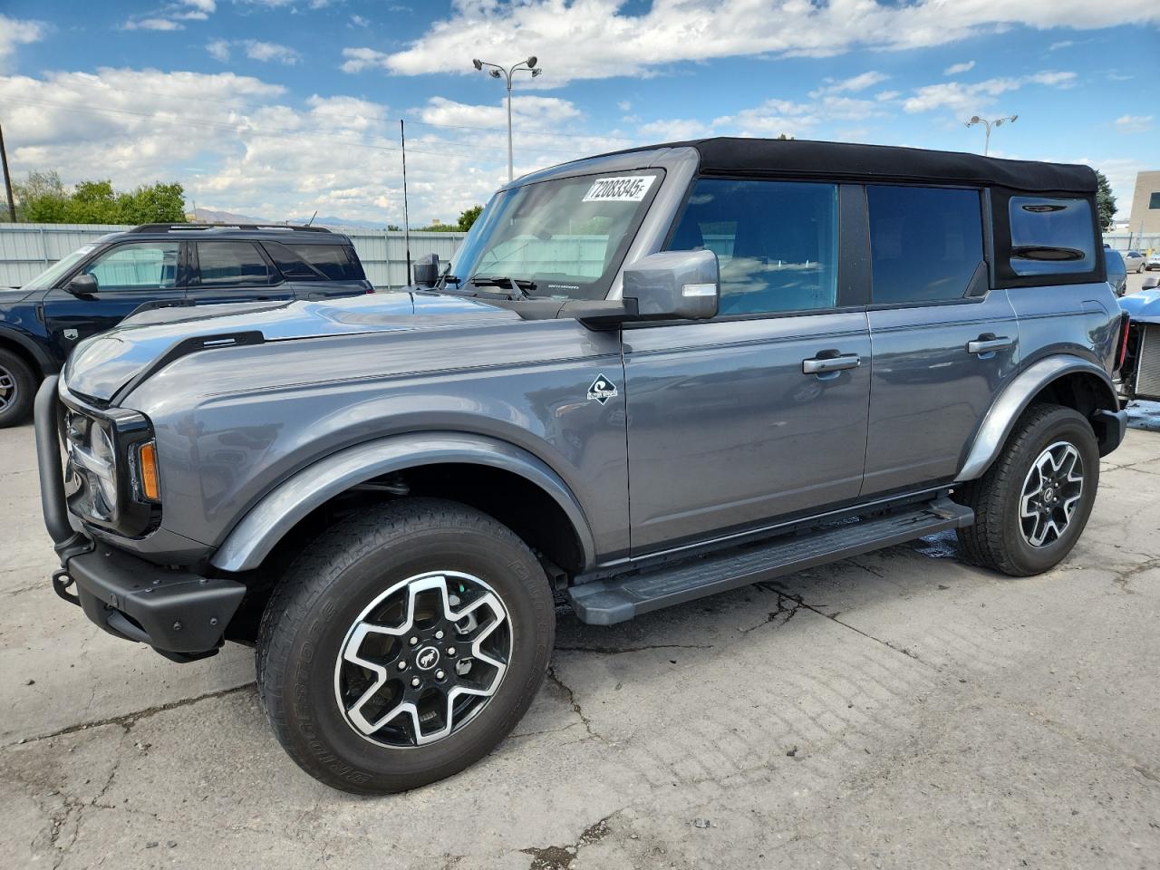 2023 Ford Bronco Base