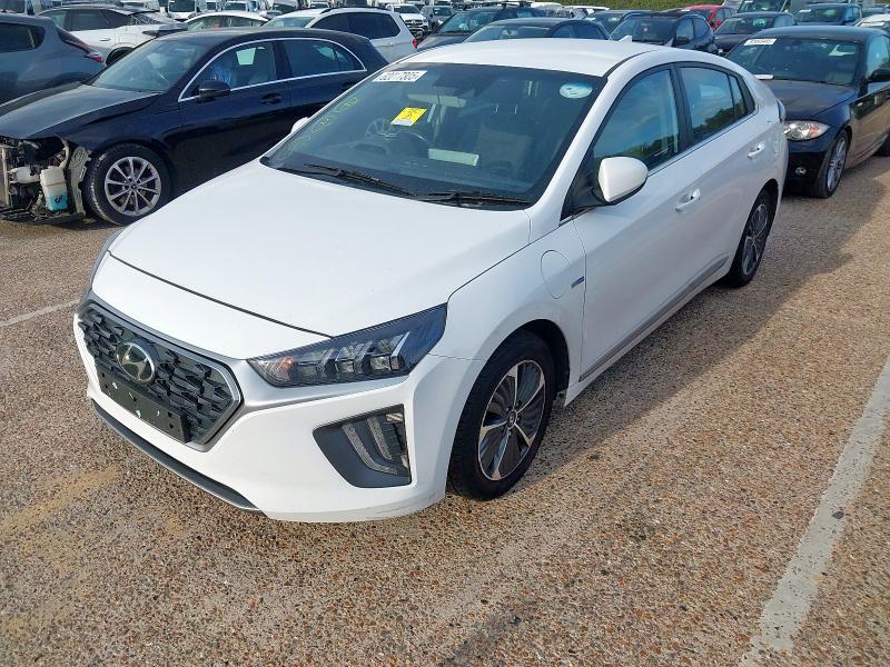 2021 HYUNDAI IONIQ 1.6 GDI PLUG-IN HYBRID PREMIUM 5DR DCT for sale at Copart SANDWICH