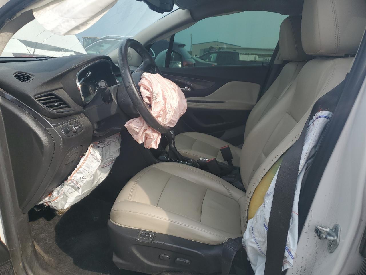 2017 Buick Encore Essence VIN: KL4CJCSB5HB006767 Lot: 81400225