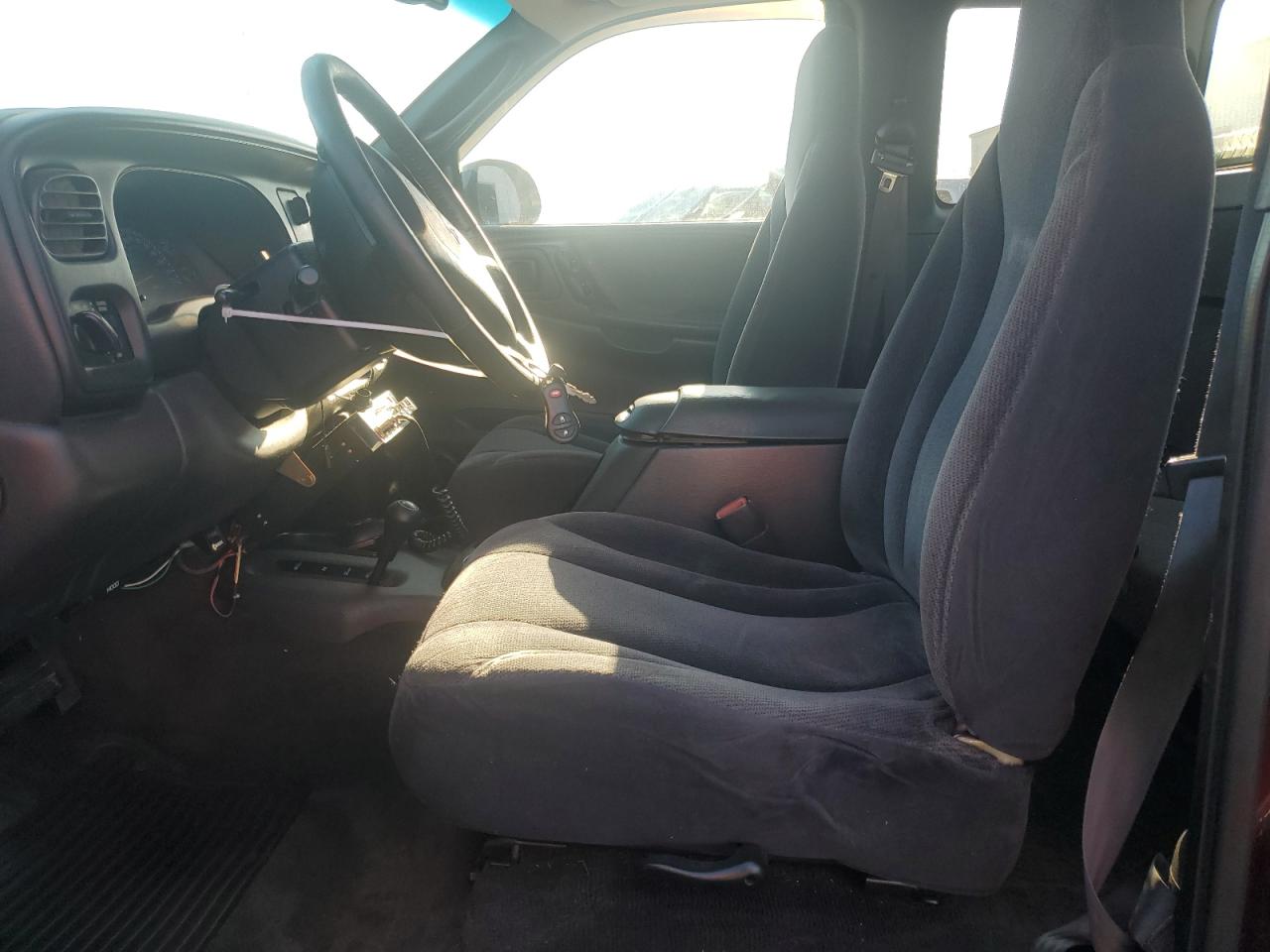 2000 Dodge Dakota VIN: 1B7GG22N4YS610725 Lot: 83965225