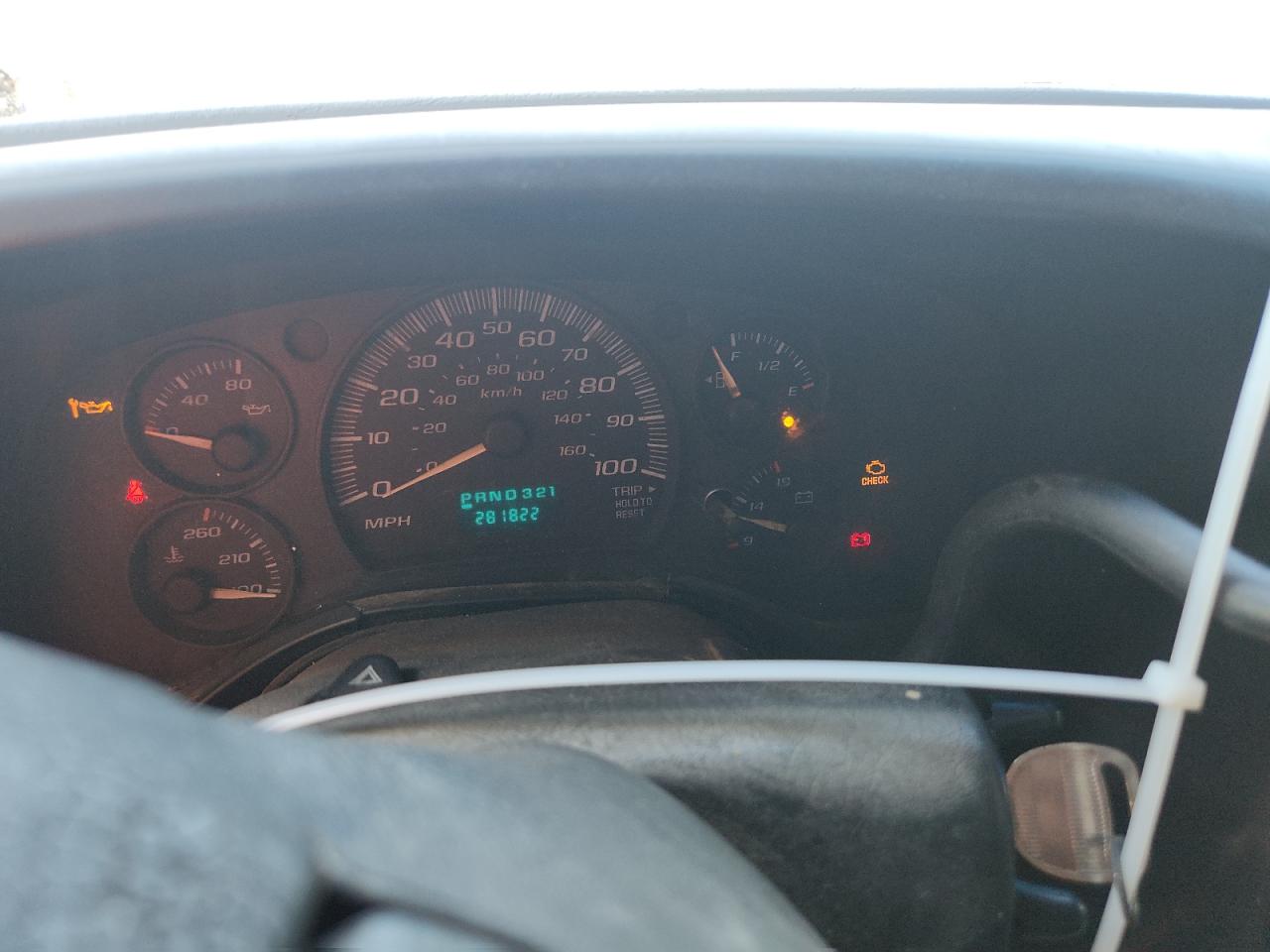 2004 Chevrolet Express G3500 VIN: 1GCHG39U141222147 Lot: 81264625