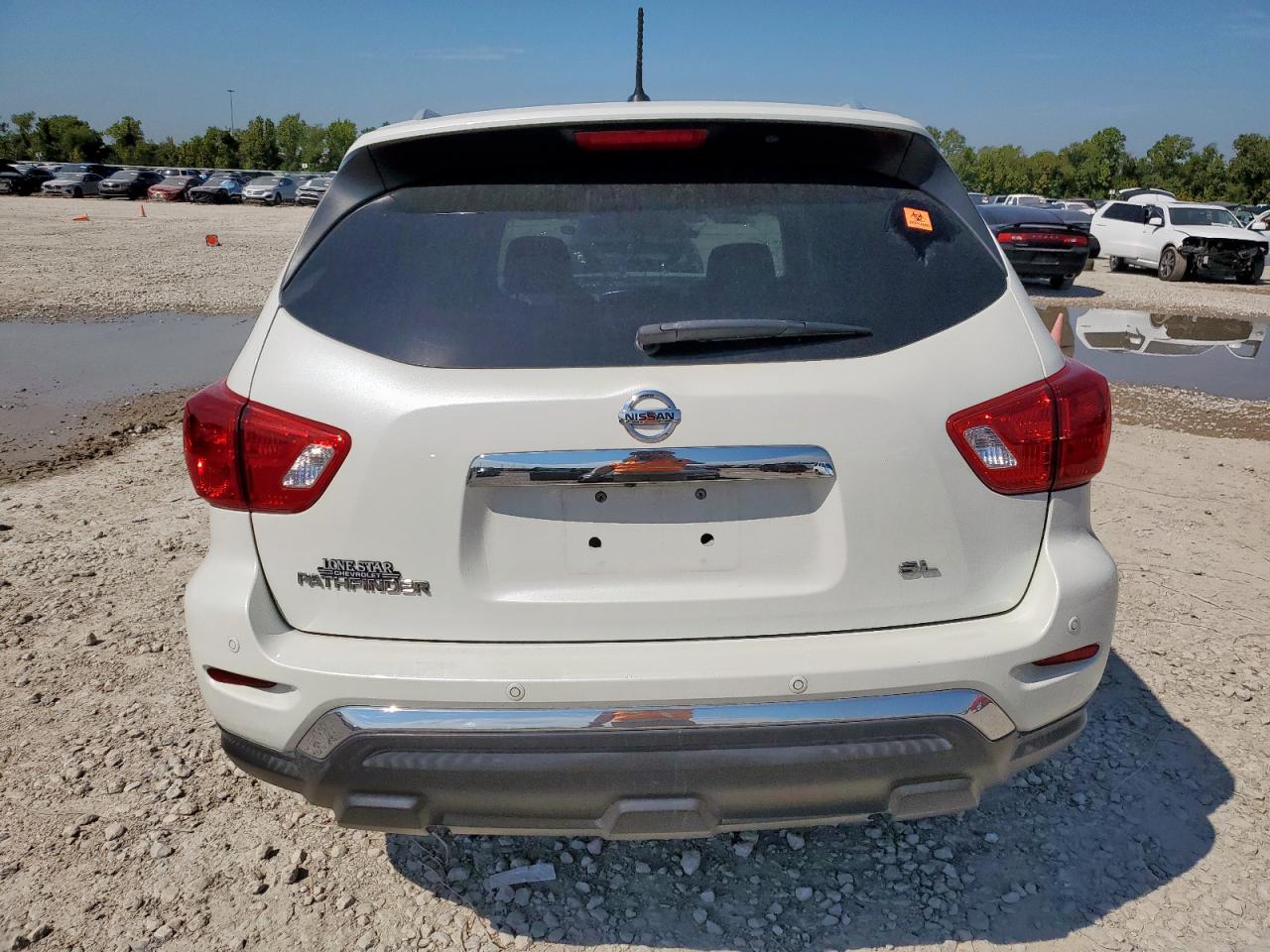 2018 Nissan Pathfinder S VIN: 5N1DR2MN4JC619754 Lot: 84587625