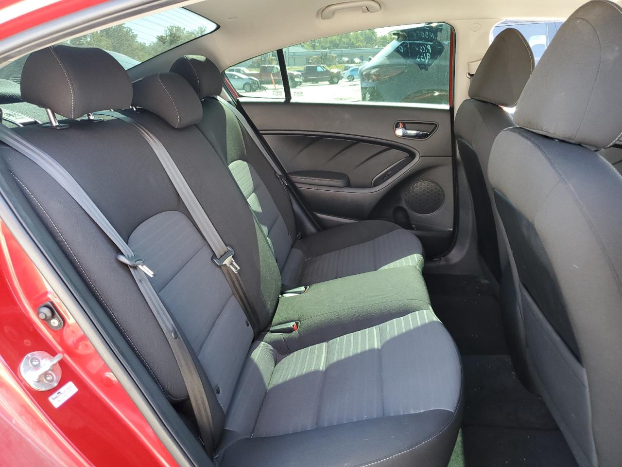 2018 Kia Forte Lx VIN: 3KPFL4A75JE203429 Lot: 84276605