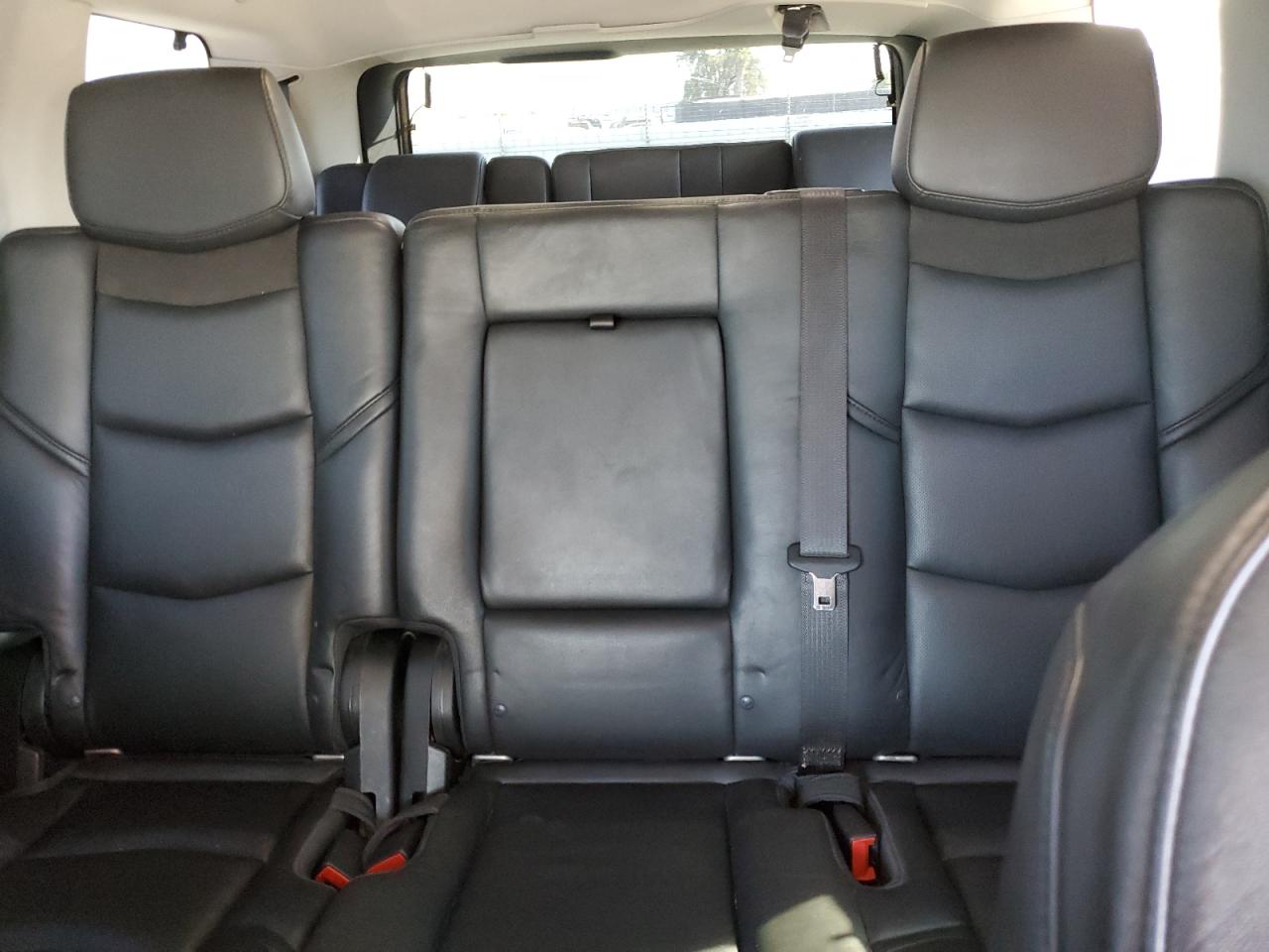 2017 Cadillac Escalade Luxury VIN: 1GYS4BKJ5HR405500 Lot: 81289655