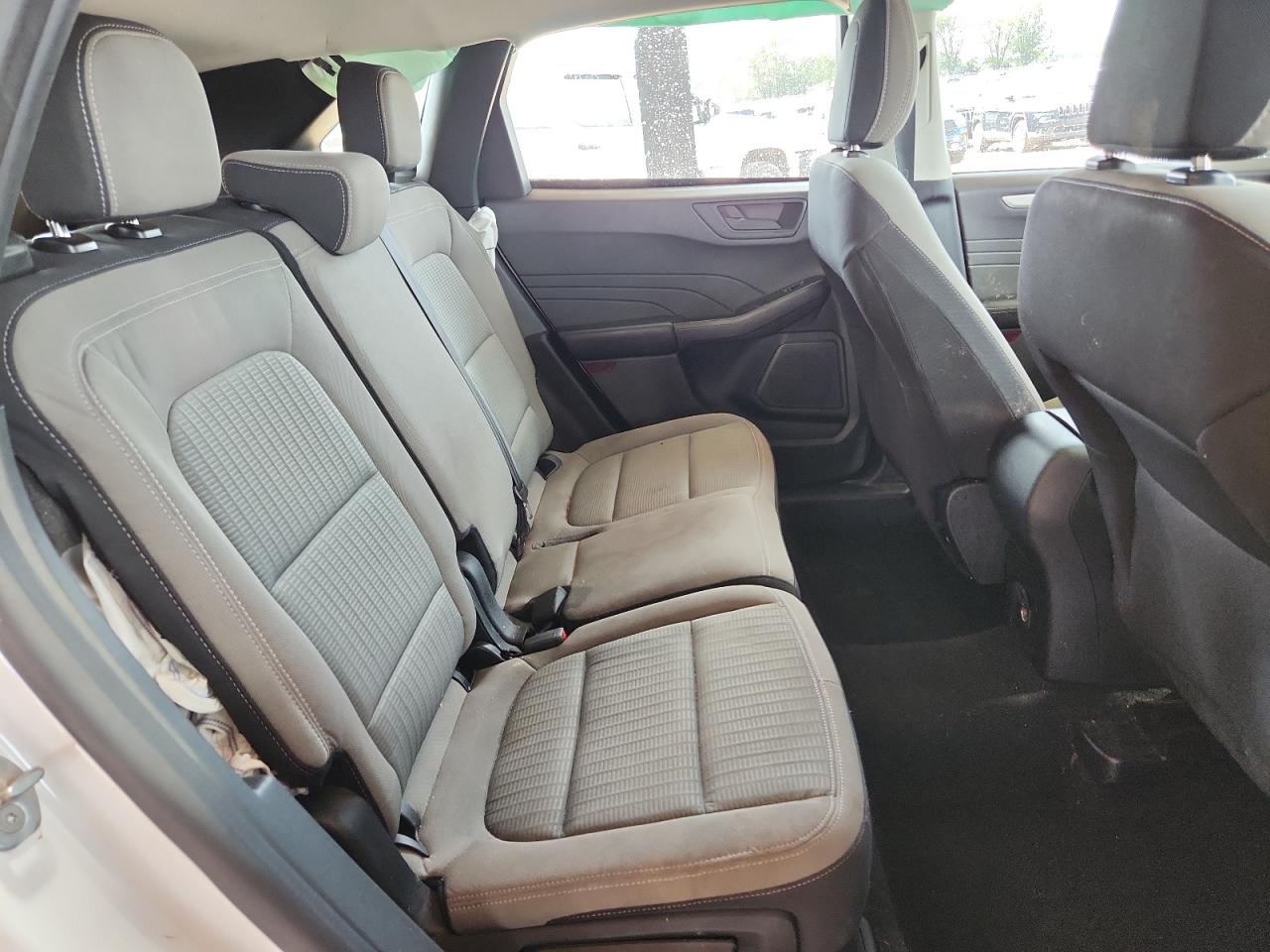 2021 Ford Escape S VIN: 1FMCU0F61MUA04033 Lot: 84058035