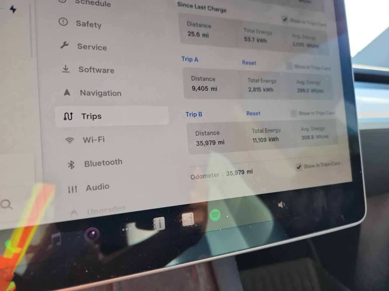 2023 Tesla Model Y VIN: 7SAYGDEE4PA100737 Lot: 80720965