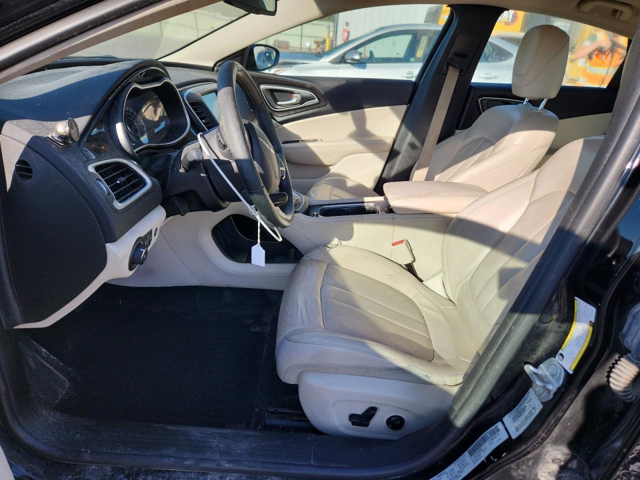 2015 Chrysler 200 C VIN: 1C3CCCCB7FN760767 Lot: 82061915