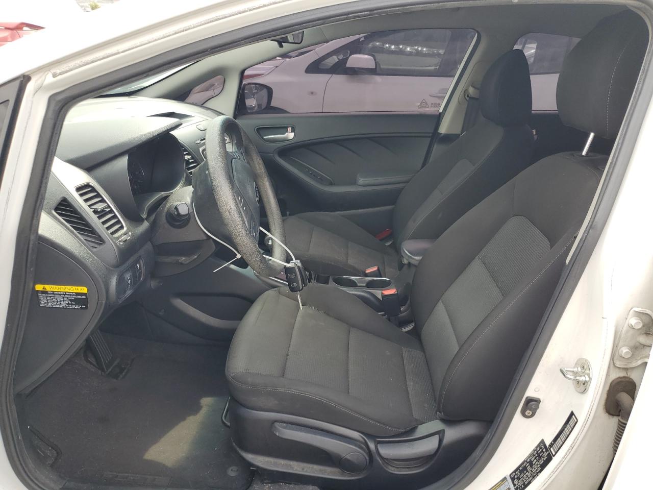 2018 Kia Forte Lx VIN: 3KPFK4A77JE254384 Lot: 81348295