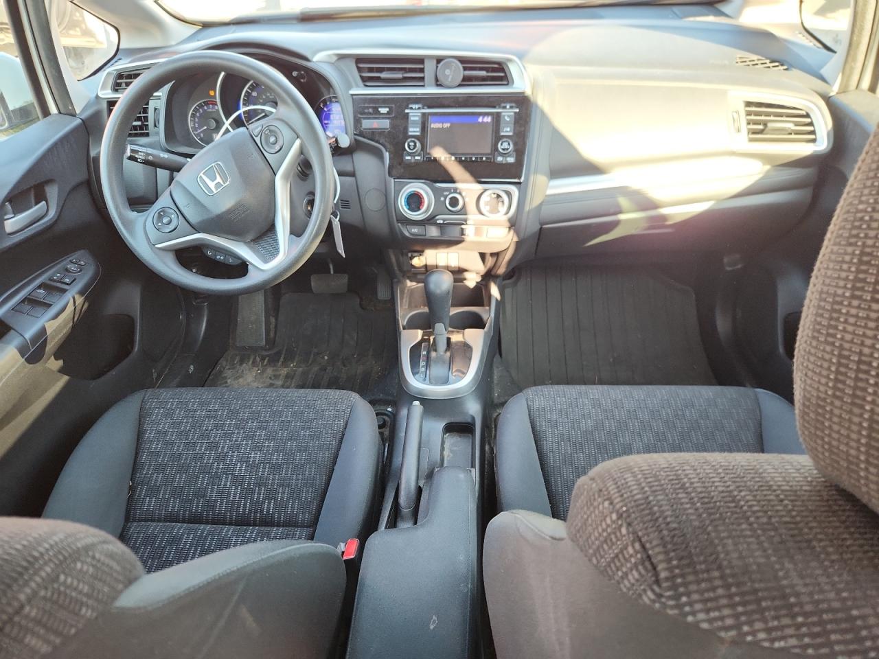 2015 Honda Fit Lx VIN: 3HGGK5H52FM784517 Lot: 83848205