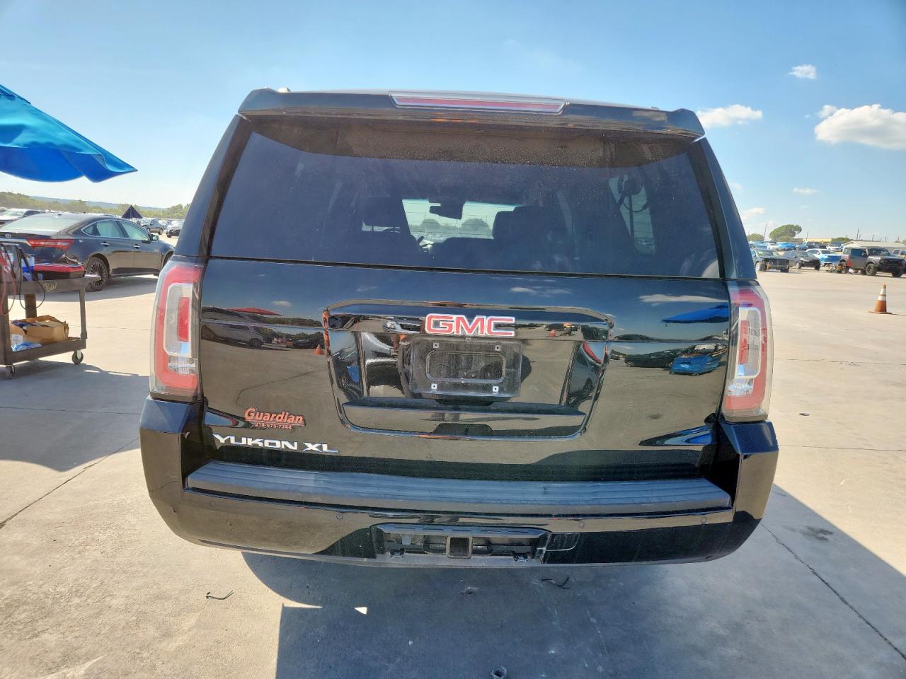 2018 GMC Yukon Xl K1500 Slt VIN: 1GKS2GKC8JR321935 Lot: 84458895