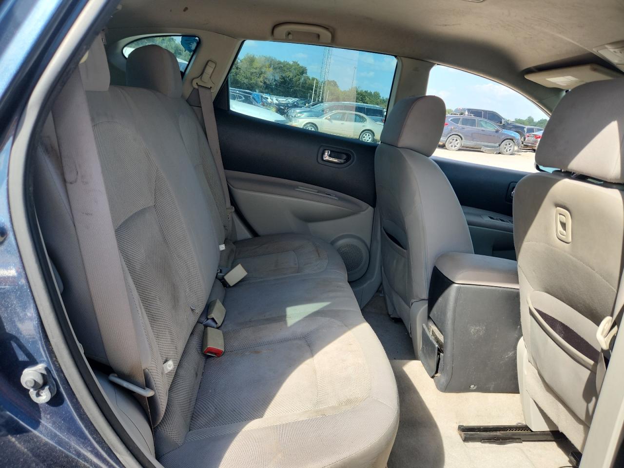 2015 Nissan Rogue Select S VIN: JN8AS5MV6FW766858 Lot: 81821885