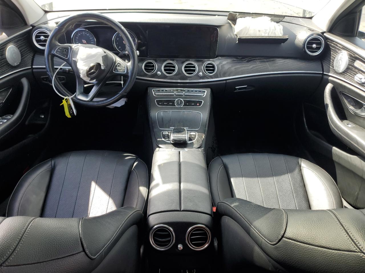2018 Mercedes-Benz E 300 VIN: WDDZF4JBXJA382570 Lot: 81309235