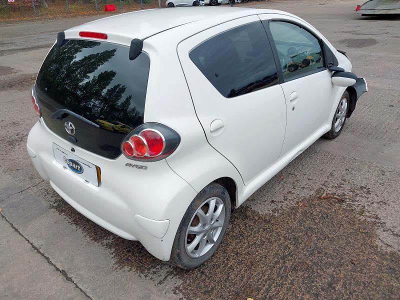 2013 TOYOTA AYGO MODE VVT-I 