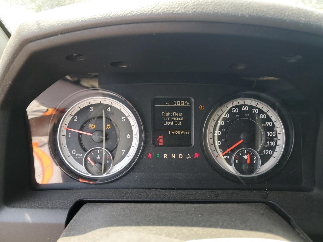 2014 Ram 1500 St VIN: 3C6JR6ATXEG102874 Lot: 81008085