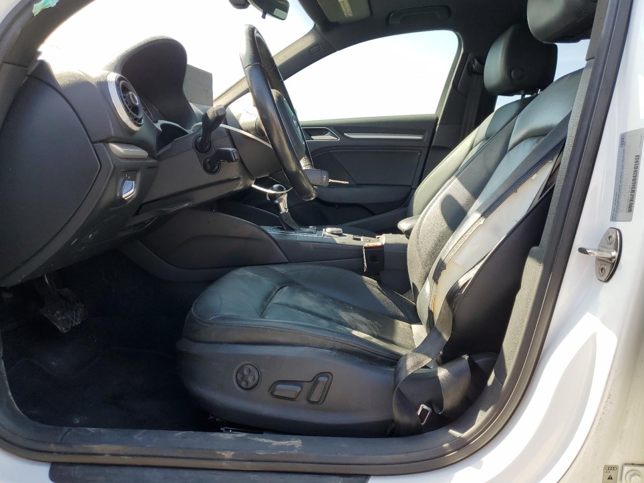 2016 Audi A3 Premium VIN: WAUA7GFF8G1100174 Lot: 81739585