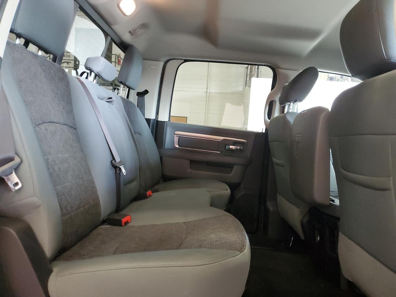 2017 Ram 1500 Slt VIN: 1C6RR7LT2HS603518 Lot: 81977265