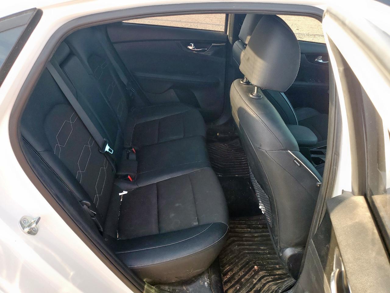 2023 Kia Forte Gt Line VIN: 3KPF54AD4PE668440 Lot: 69930145