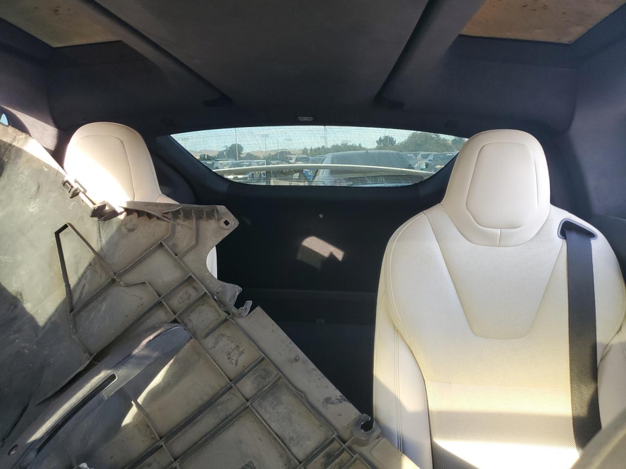 2021 Tesla Model X VIN: 5YJXCBE5XMF326451 Lot: 80110565