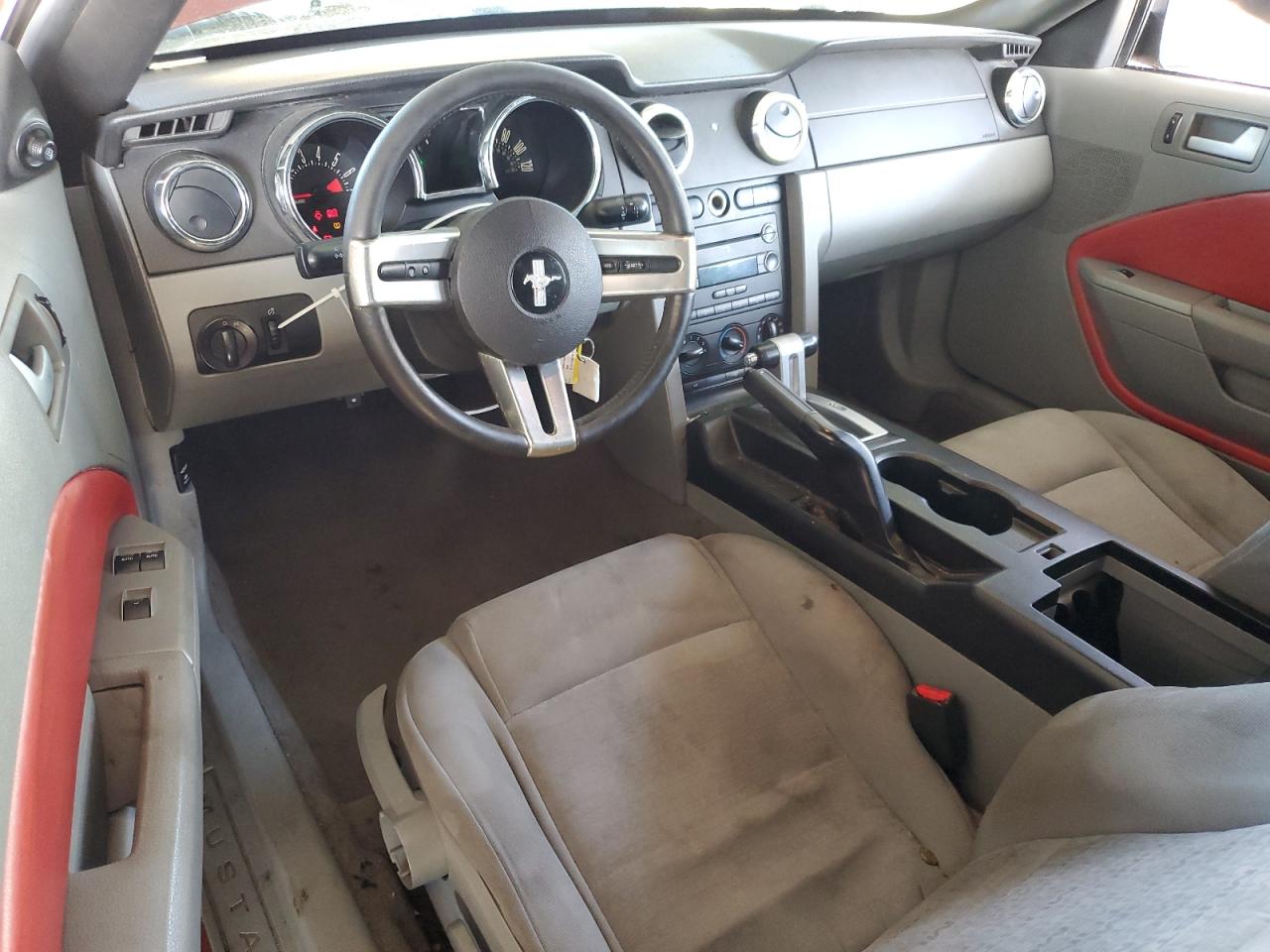 2008 Ford Mustang VIN: 1ZVHT84N085136235 Lot: 81880705