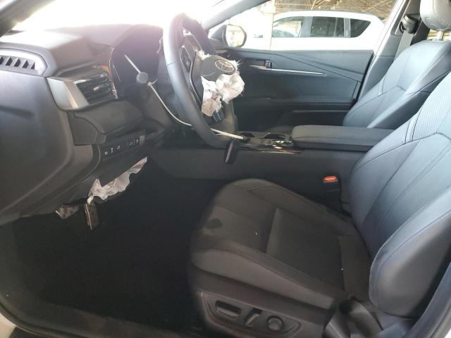 TOYOTA CAMRY 2025 Белы