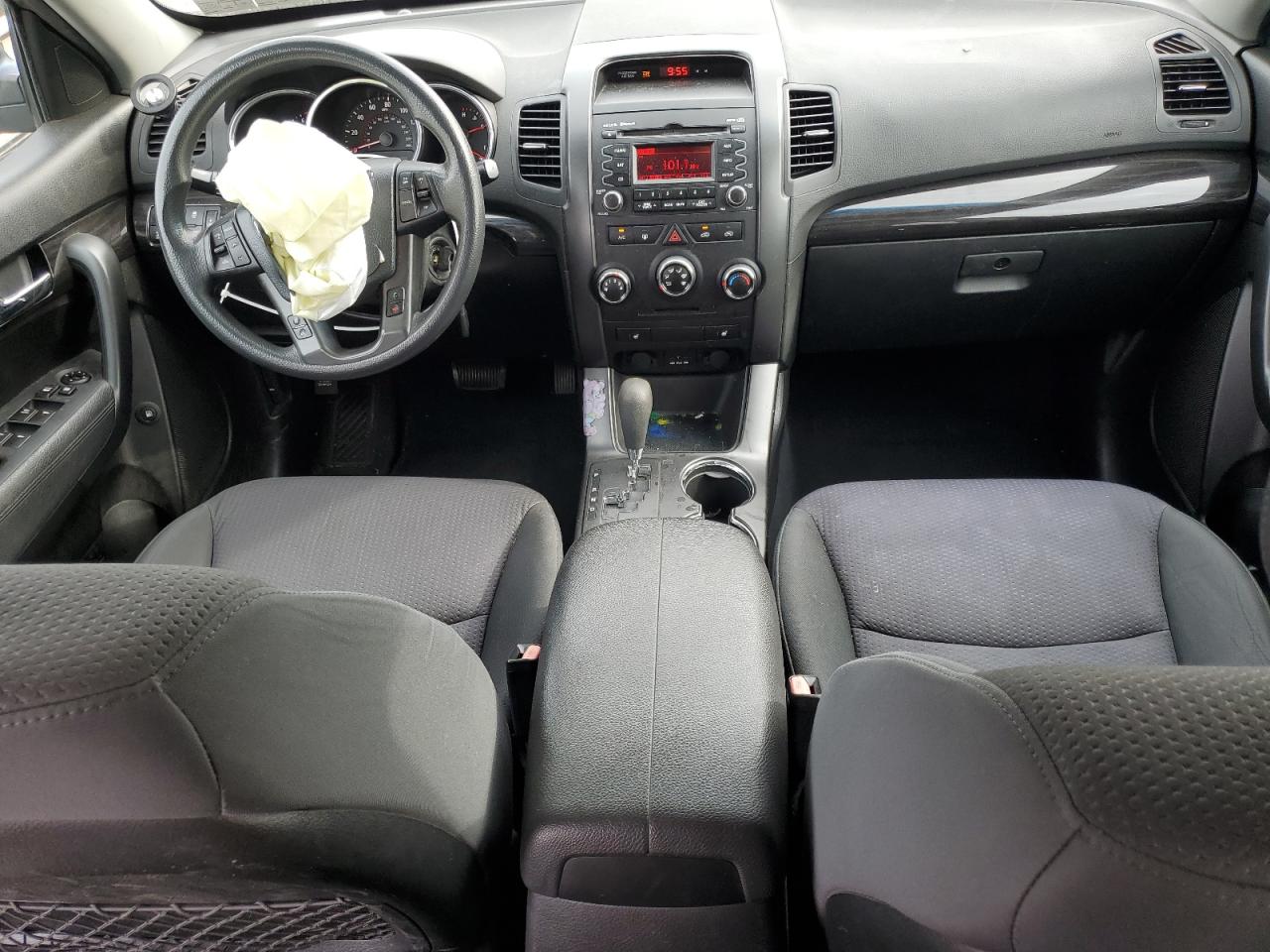 2011 Kia Sorento Base VIN: 5XYKTCA15BG142169 Lot: 81917845