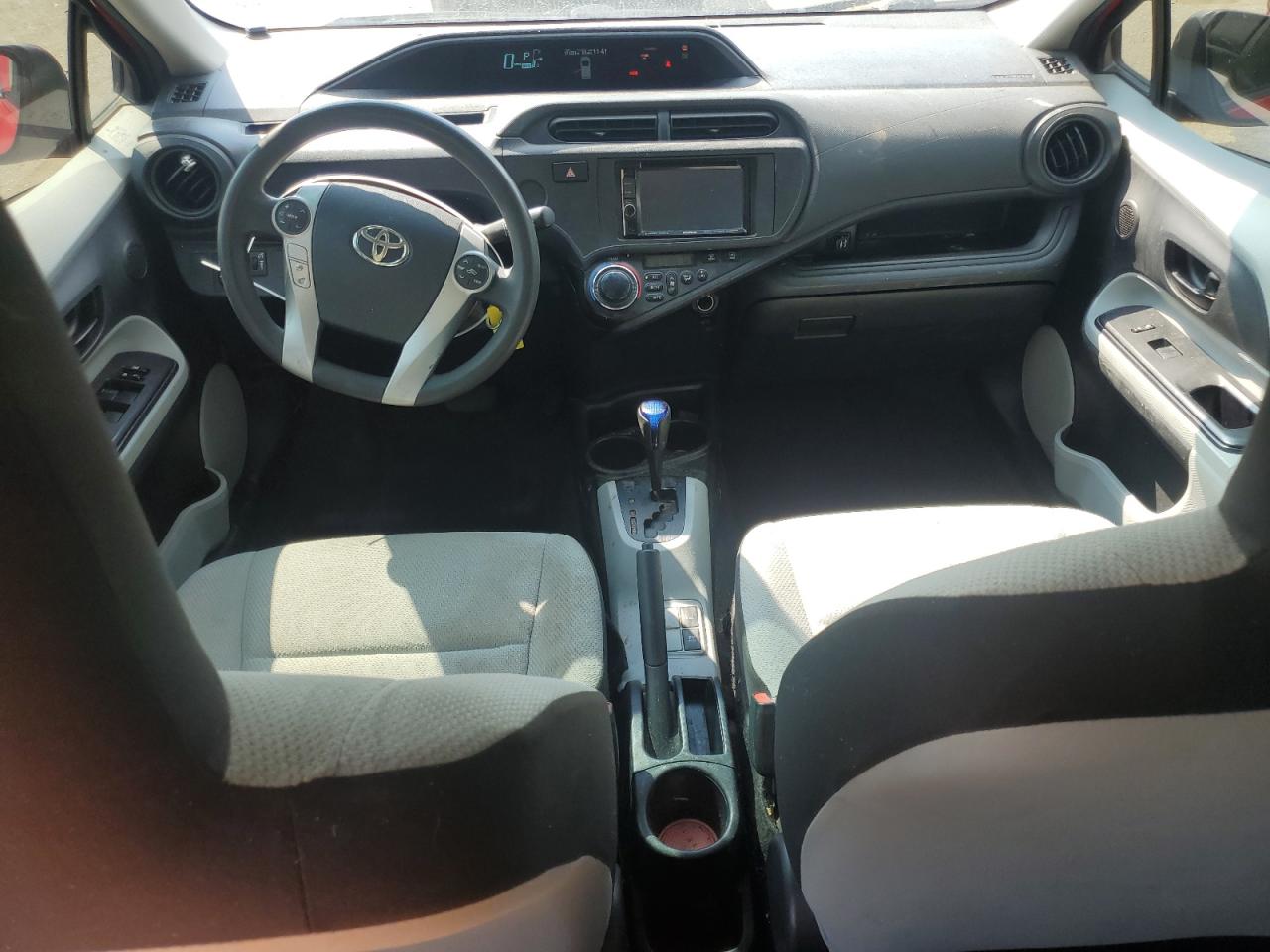 2014 Toyota Prius C VIN: JTDKDTB38E1568472 Lot: 80910675