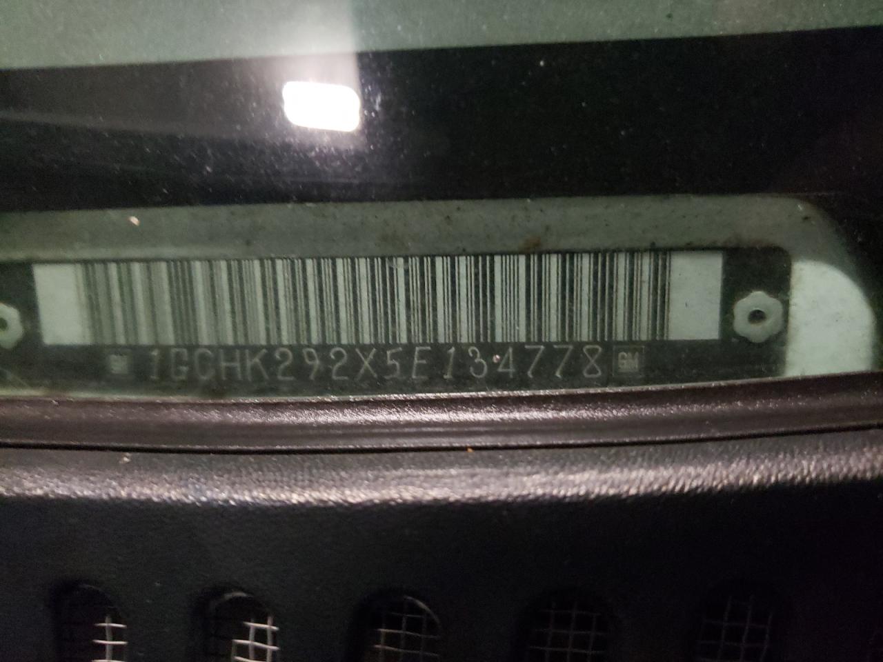 2005 Chevrolet Silverado K2500 Heavy Duty VIN: 1GCHK292X5E134778 Lot: 80618215