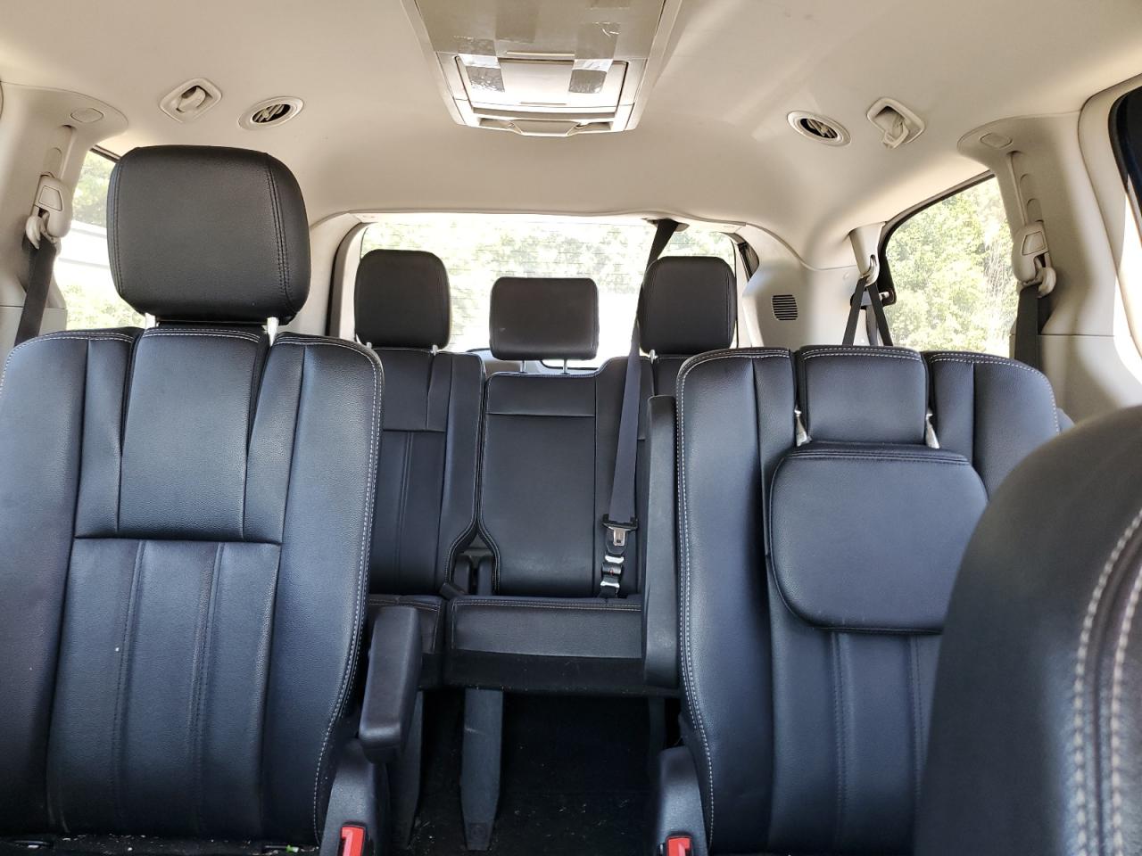 2015 Chrysler Town & Country Touring VIN: 2C4RC1BG1FR673201 Lot: 71258185