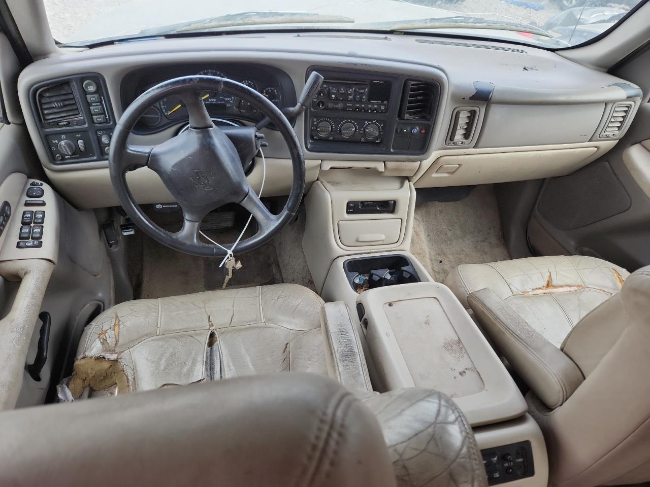 2001 Chevrolet Suburban K1500 VIN: 3GNFK16T71G175944 Lot: 71738985