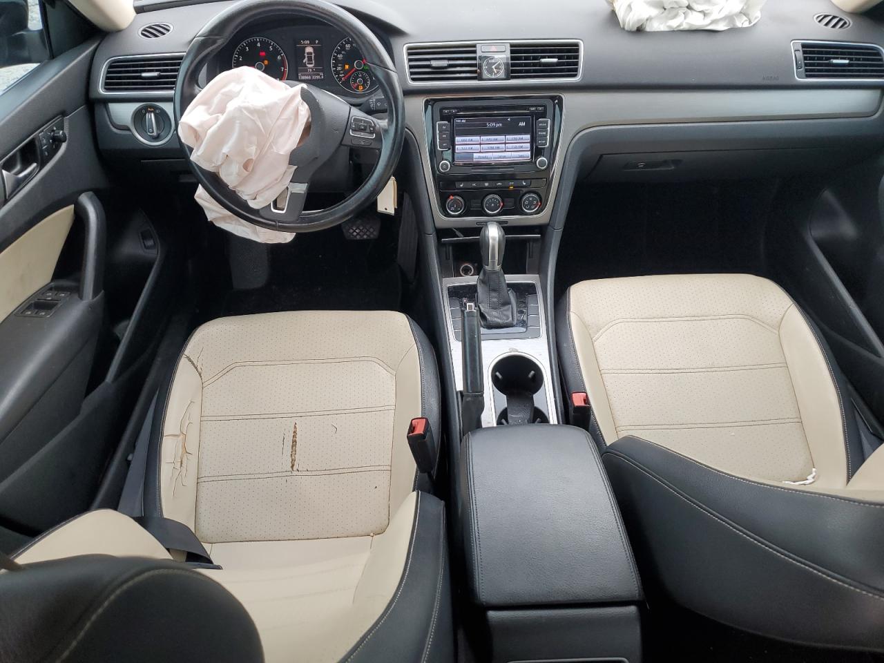 2015 Volkswagen Passat Se VIN: 1VWBS7A3XFC056388 Lot: 81777815