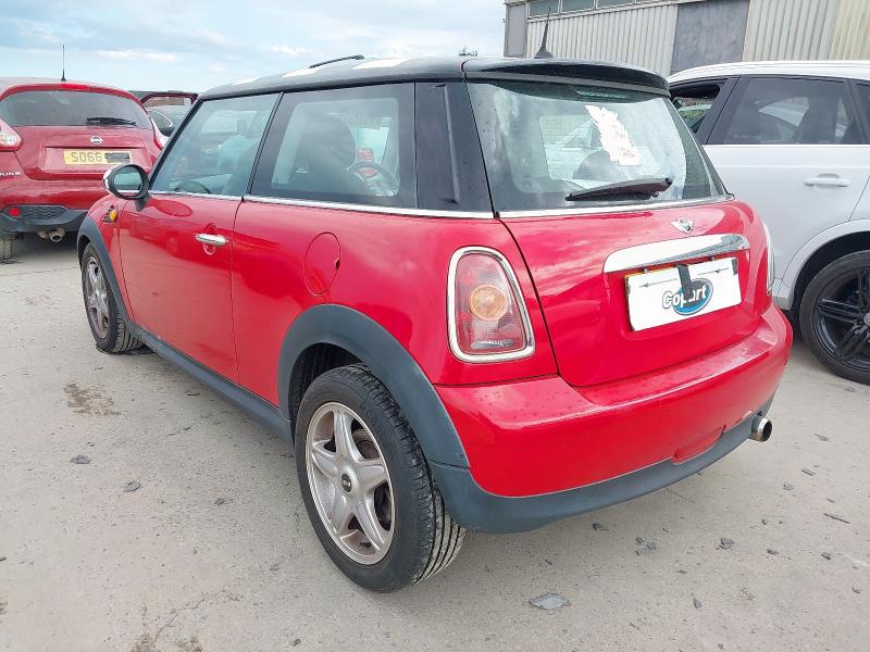 2010 MINI COOPER 