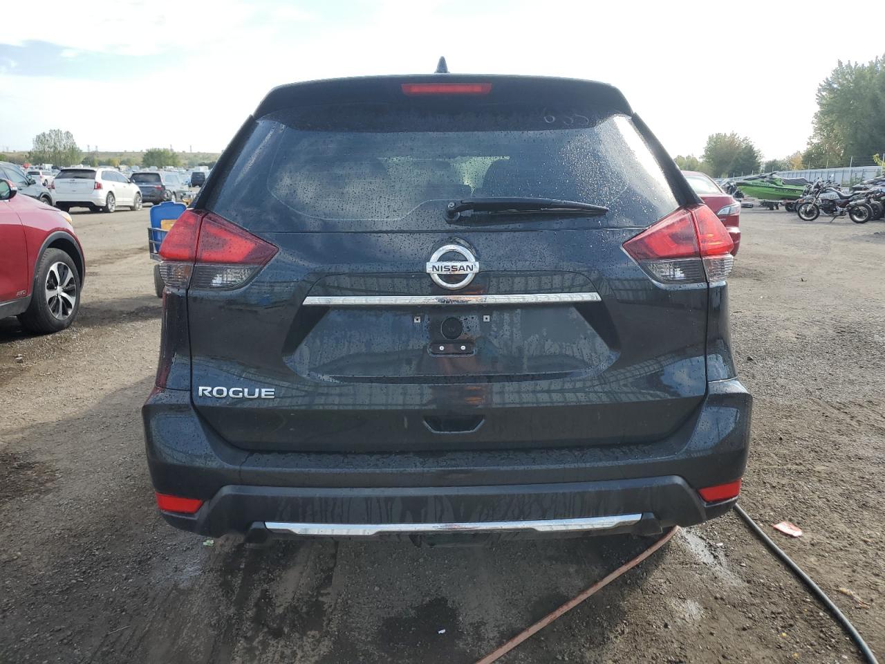 2017 Nissan Rogue S VIN: 5N1AT2MT6HC840673 Lot: 80032405
