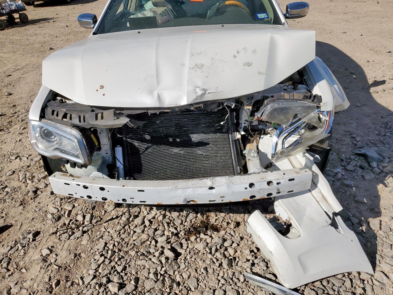 2012 Chrysler 300C VIN: 2C3CCAKT5CH188939 Lot: 84565645