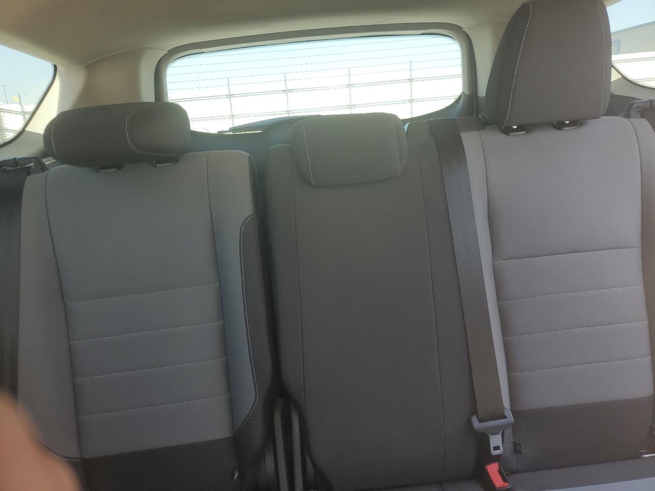 2017 Ford Escape S VIN: 1FMCU0F7XHUB80013 Lot: 81058155