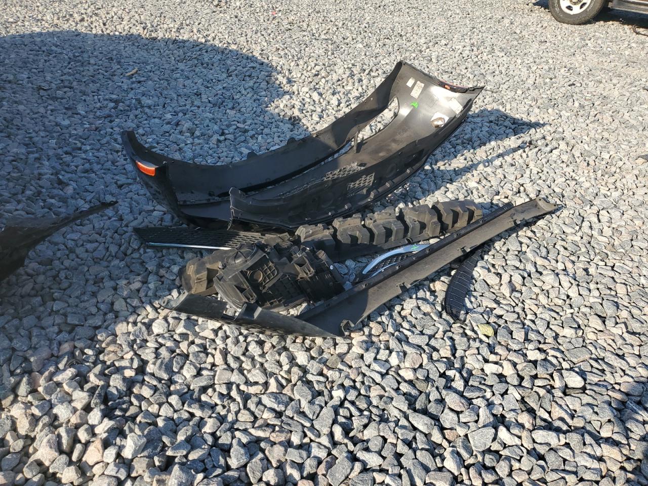 2015 Chrysler 300 Limited VIN: 2C3CCARG9FH793009 Lot: 81484225