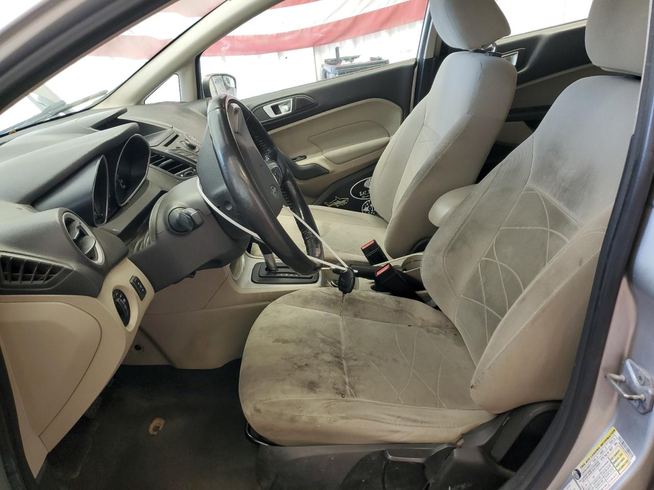 2014 Ford Fiesta Se VIN: 3FADP4BJ2EM134772 Lot: 81914845