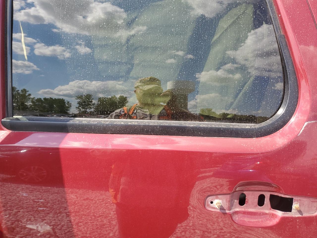 2007 GMC Yukon Denali VIN: 1GKFK63887J340725 Lot: 70422025