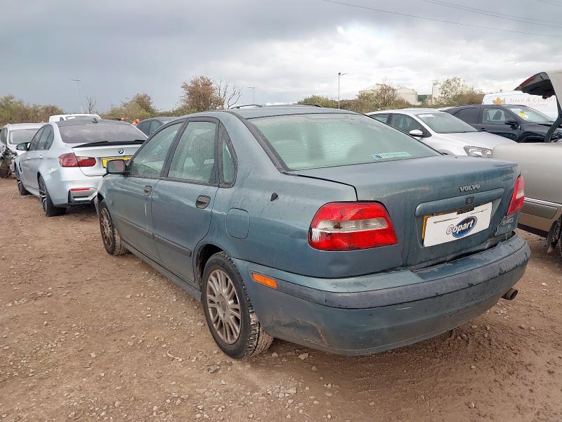 2002 VOLVO S40 S 