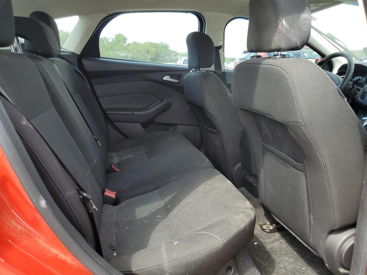 2015 Ford Focus Se VIN: 1FADP3K24FL219005 Lot: 70848405