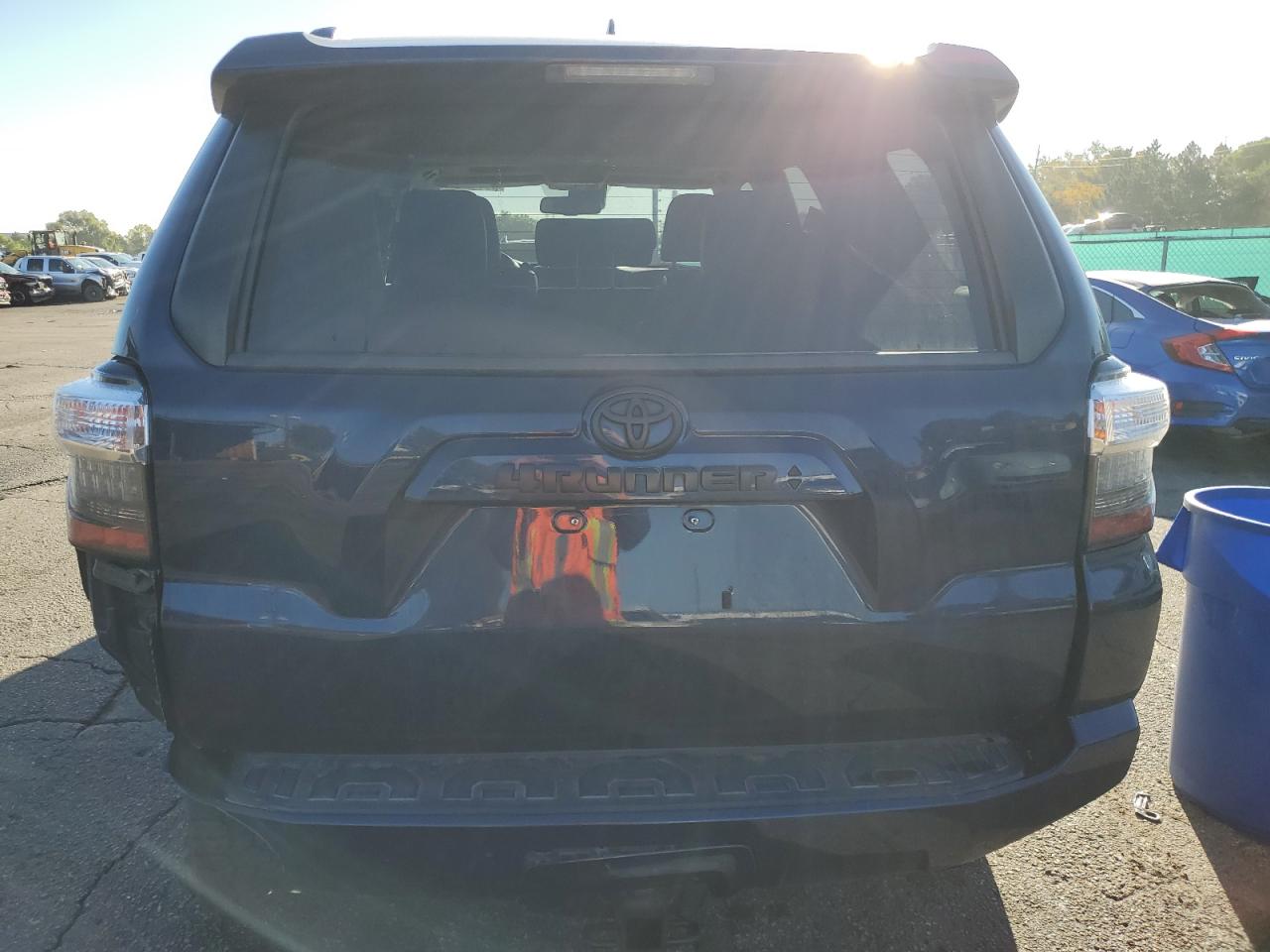 2020 Toyota 4Runner Sr5/Sr5 Premium VIN: JTEBU5JR9L5826176 Lot: 84051755