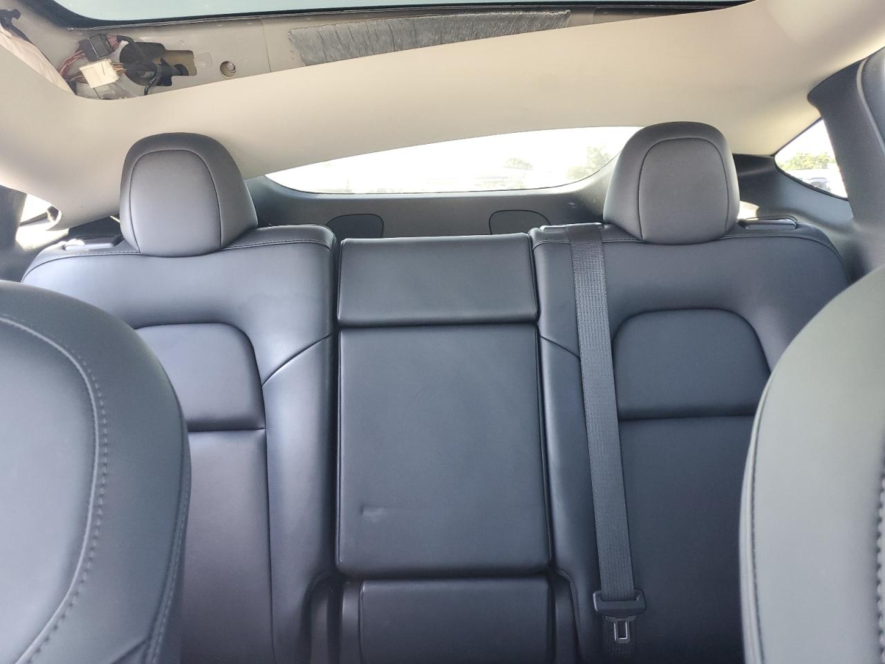 2022 Tesla Model Y VIN: 7SAYGDEF6NF344348 Lot: 71665445