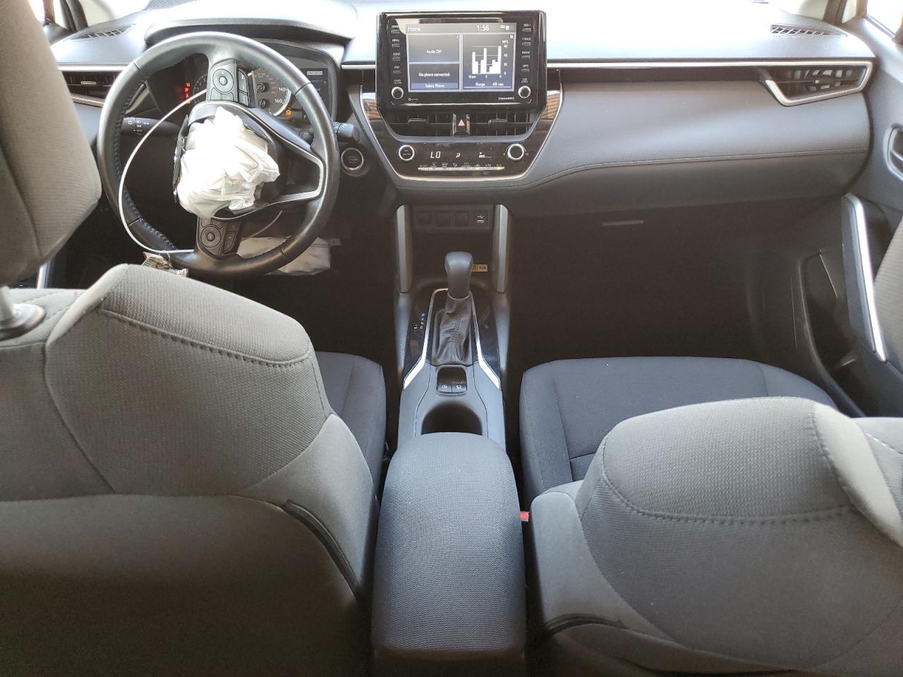 2022 Toyota Corolla Cross Le VIN: 7MUBAABG8NV010212 Lot: 80657985