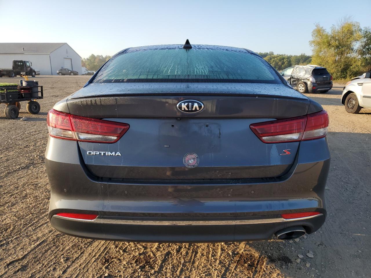 2018 Kia Optima Lx VIN: 5XXGT4L33JG217884 Lot: 81126125