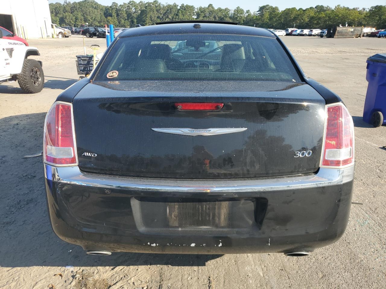 2012 Chrysler 300 Limited VIN: 2C3CCAHGXCH137415 Lot: 72042405