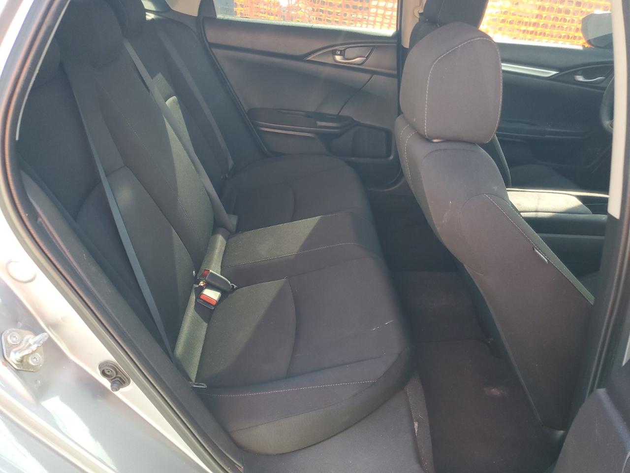 2018 Honda Civic Lx VIN: 19XFC2F58JE022918 Lot: 81438405