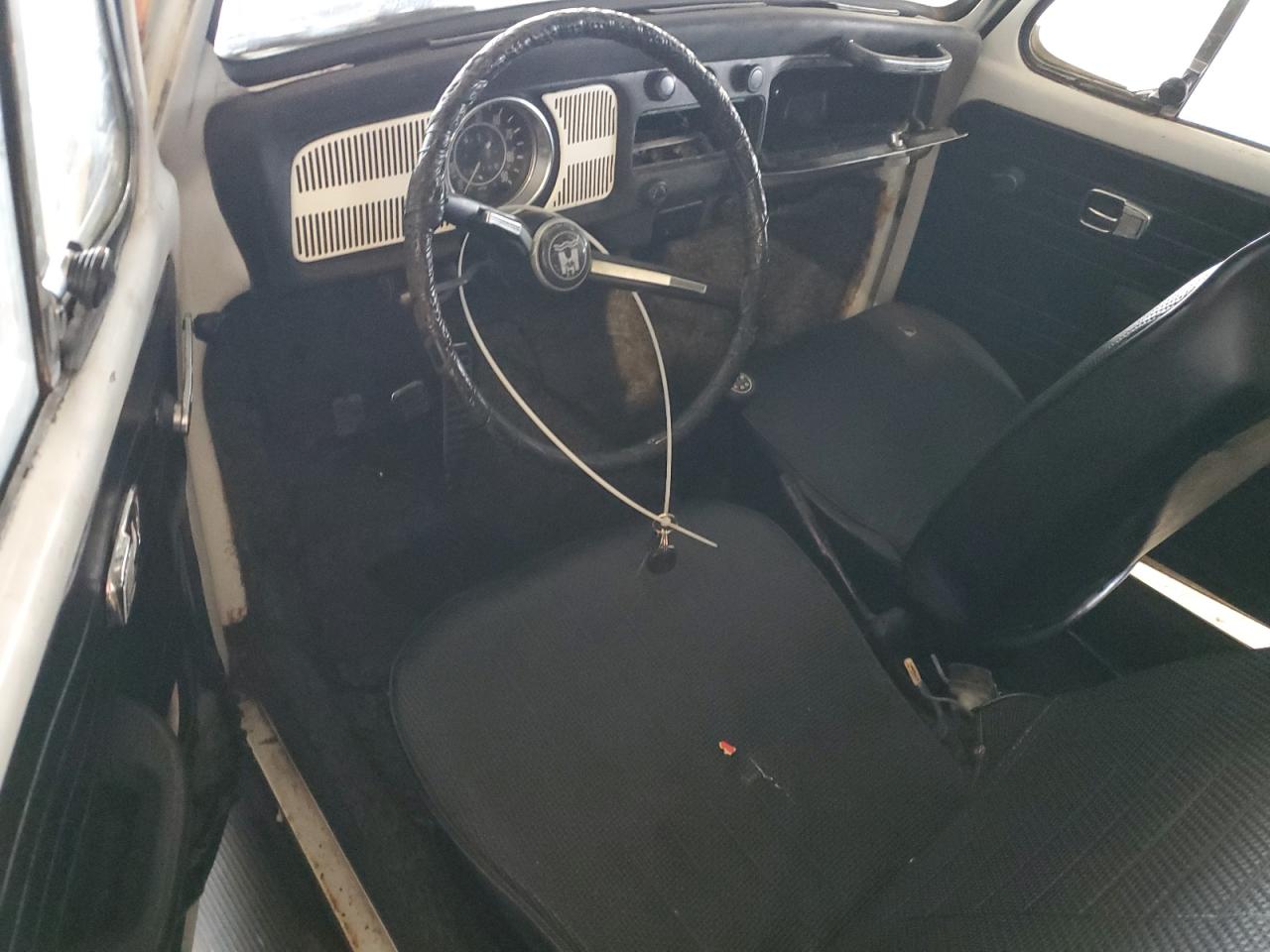 1971 Volkswagen Beetle VIN: 1102324581 Lot: 83763635