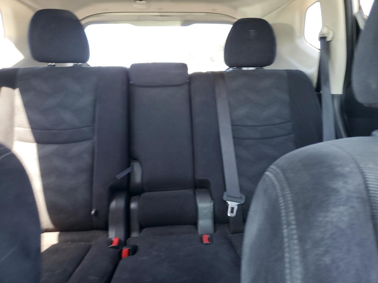 2016 Nissan Rogue S VIN: JN8AT2MT6GW026383 Lot: 80583335