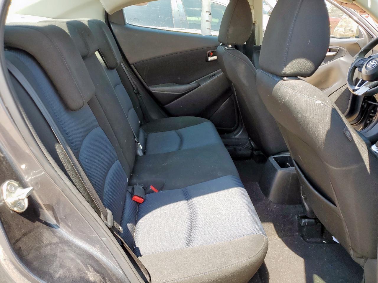2018 Toyota Yaris Ia VIN: 3MYDLBYV5JY315678 Lot: 71753565