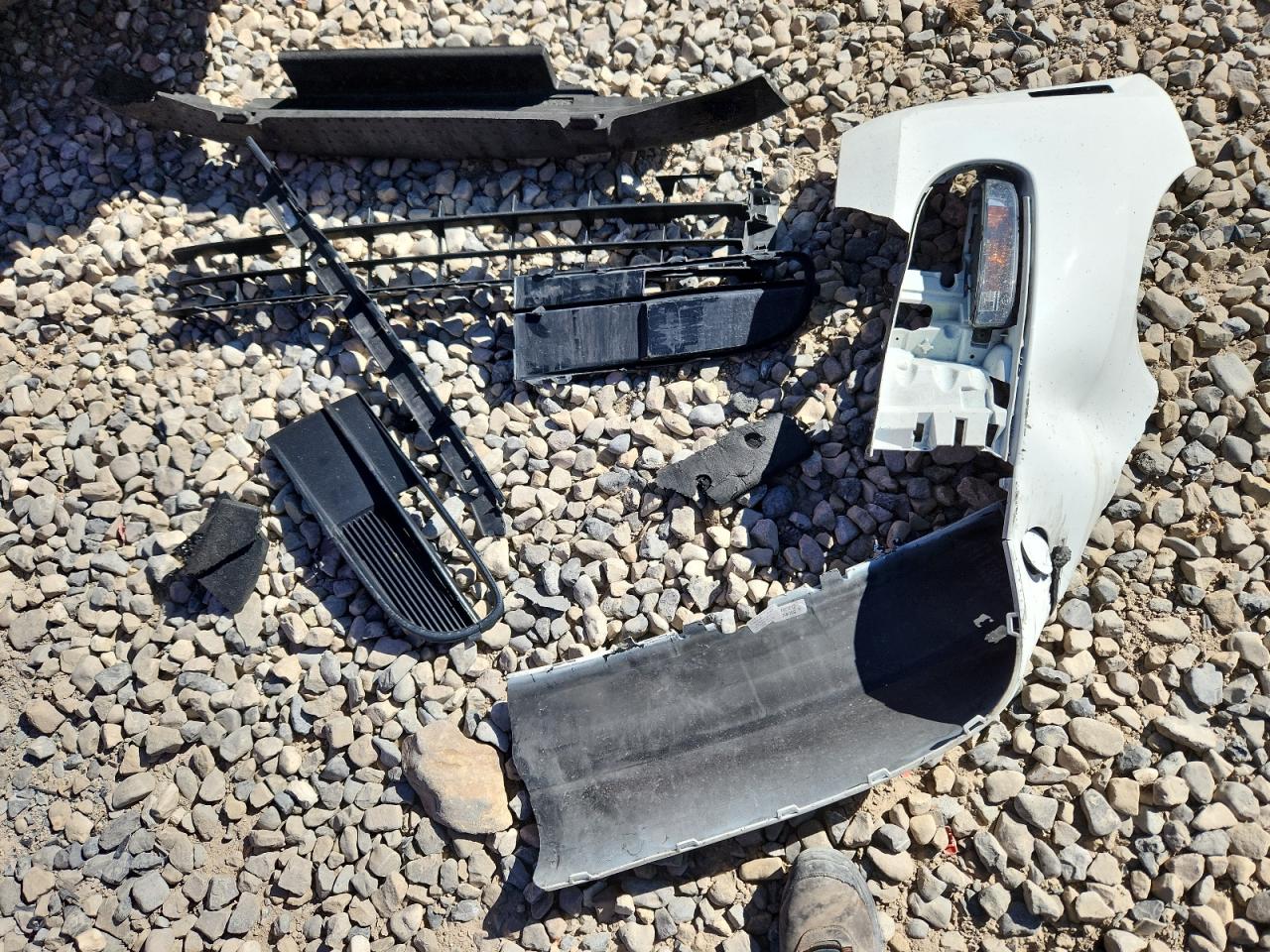 2015 Volkswagen Beetle 1.8T VIN: 3VWF17AT4FM600970 Lot: 82159445