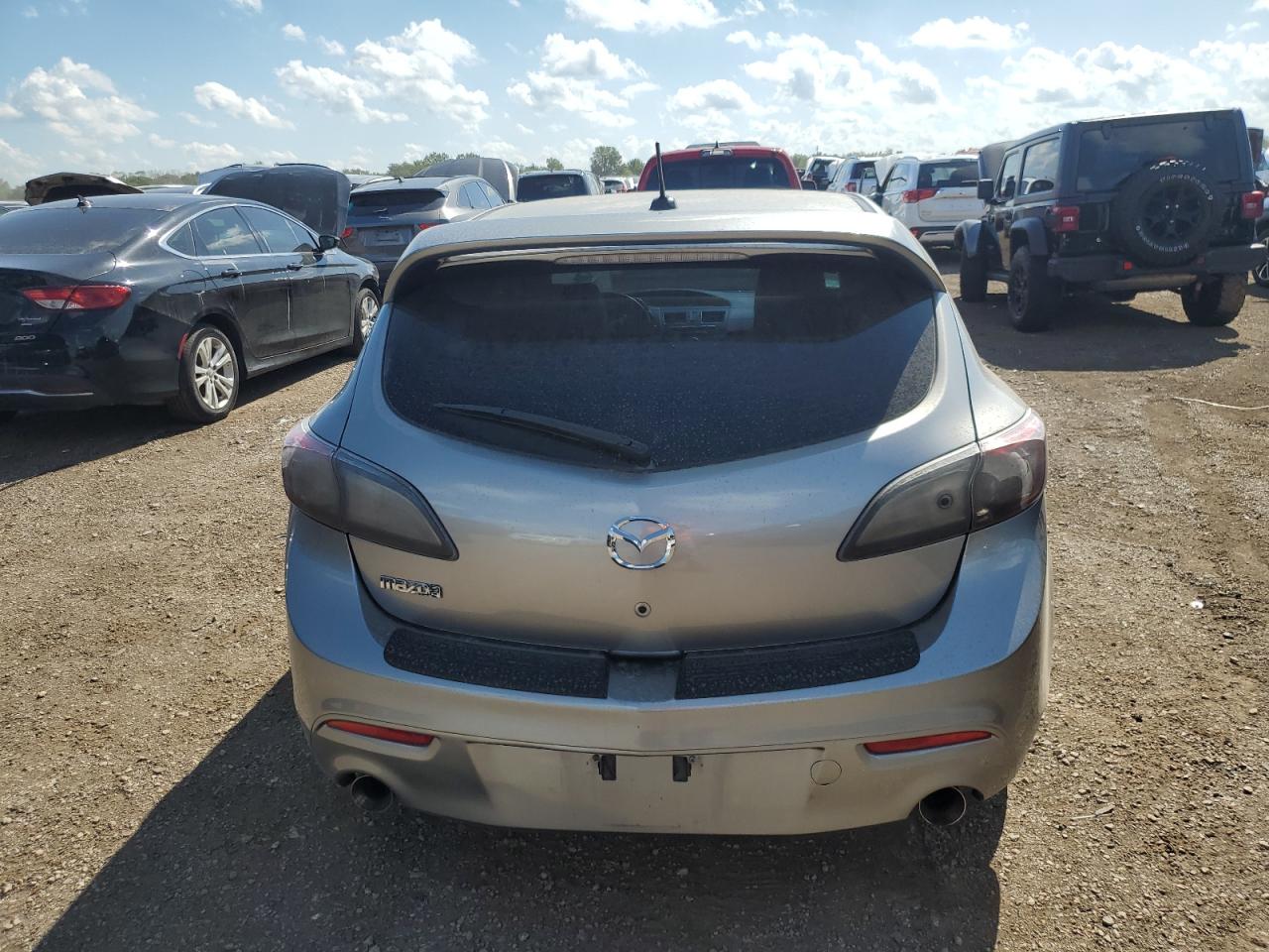 2011 Mazda 3 S VIN: JM1BL1M53B1467664 Lot: 70940545